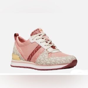 Michael Kors casual and fashion sneakers .saze8